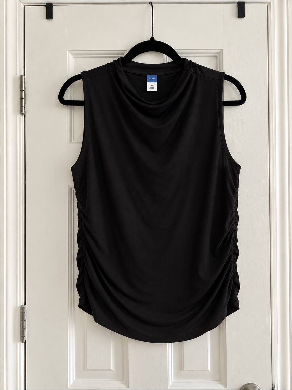 Old Navy Sleeveless Black XL Casual Top